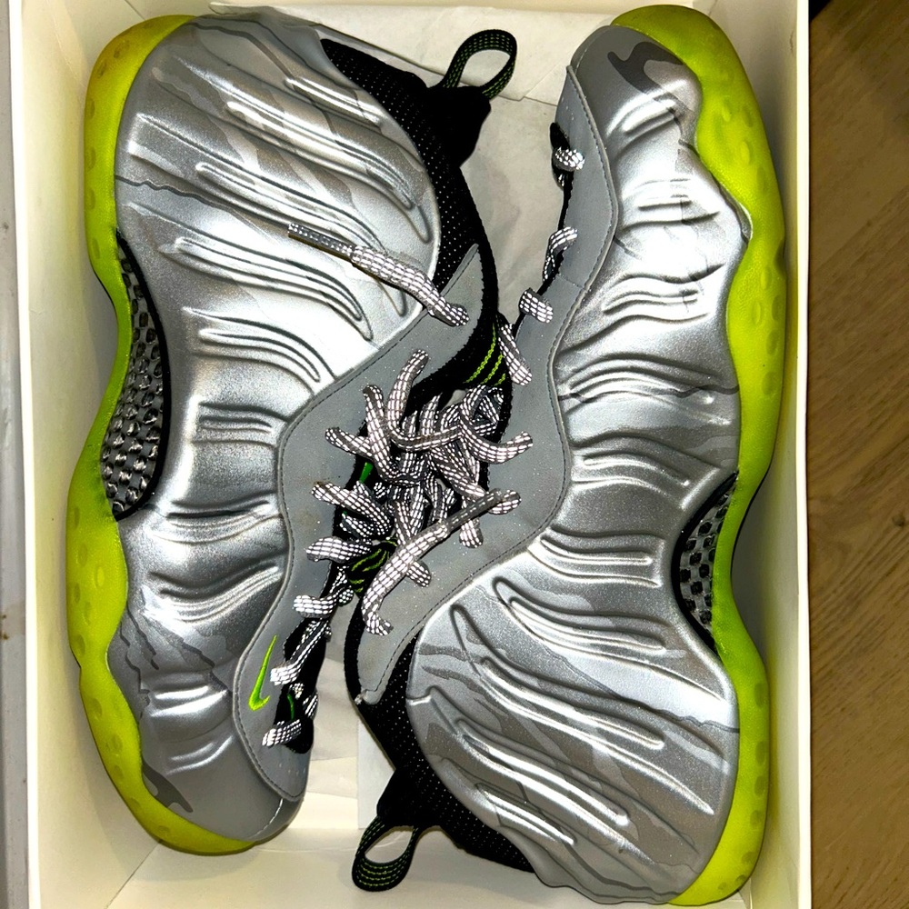 FOAMPOSITE ONE Silver & Green